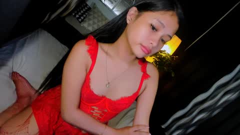 Snapshot of sierracoxriches chatting on 01-22-25, 08:38 Belle online show from 01-22-25, 08:38