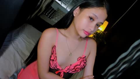 Snapshot of sierracoxriches chatting on 01-23-25, 12:57 Belle online show from 01-23-25, 12:57