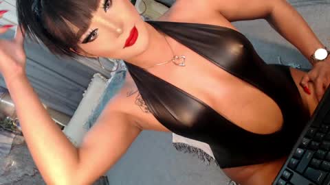 Sierrafina online show from 04-12-26, 04:50