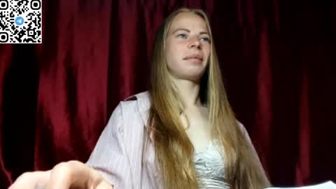 JULIANA online show from 05-19-26, 10:38