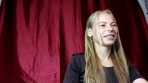 JULIANA online show from 07-21-26, 08:33