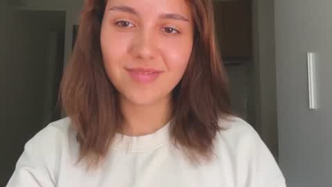 Snapshot of silicia_lu chatting on 07-19-26, 07:23 You fav Miss Si online show from 07-19-26, 07:23