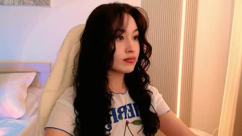 silk_ann online show from 04-15-26, 09:16