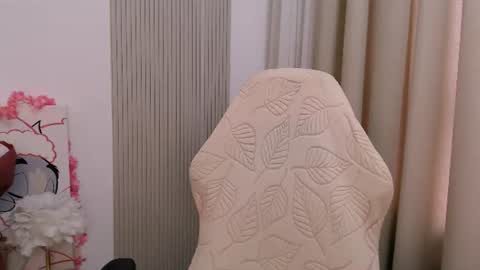 Snapshot of silk_ann chatting on 06-17-26, 09:12 silk_ann online show from 06-17-26, 09:12