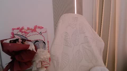 Snapshot of silk_ann chatting on 06-24-26, 07:29 silk_ann online show from 06-24-26, 07:29
