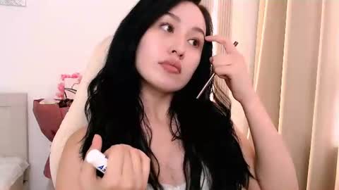 Snapshot of silk_ann chatting on 06-27-26, 02:01 silk_ann online show from 06-27-26, 02:01