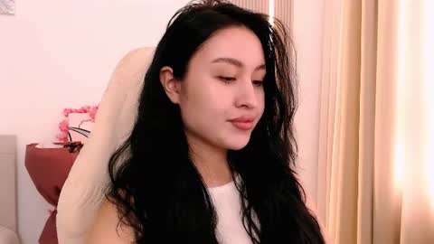 Snapshot of silk_ann chatting on 07-13-26, 08:17 silk_ann online show from 07-13-26, 08:17