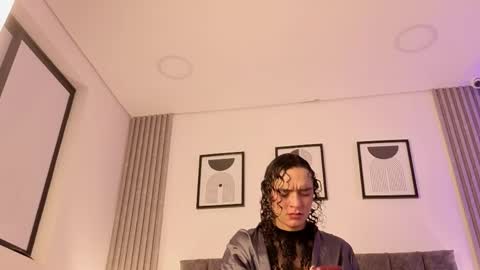 Silk Prince online show from 05-18-26, 12:44