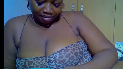 Caramel online show from 10-10-25, 10:14