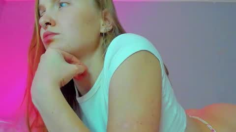Mila online show from 10-12-25, 08:52