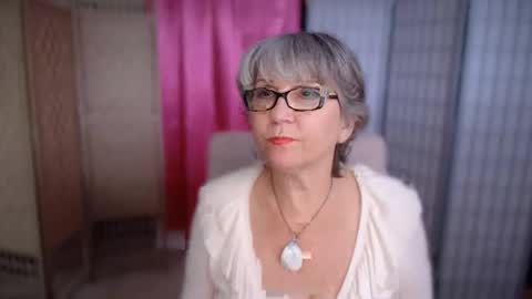 petra daniels online show from 11-14-25, 07:23