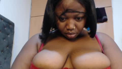 silkyandmasterr online show from 04-12-26, 09:36