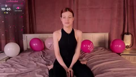 Snapshot of silly___woman chatting on 01-09-26, 03:37 silly___woman online show from 01-09-26, 03:37