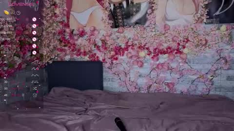 Snapshot of silly___woman chatting on 03-13-26, 08:26 silly___woman online show from 03-13-26, 08:26