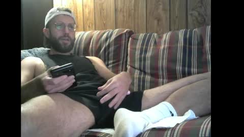 Snapshot of silu1027 chatting on 10-11-25, 06:12 silu1027 online show from 10-11-25, 06:12