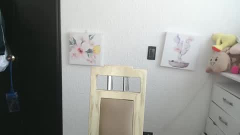 Snapshot of silvanaroberts_ chatting on 11-30-25, 04:44 Rouse online show from 11-30-25, 04:44