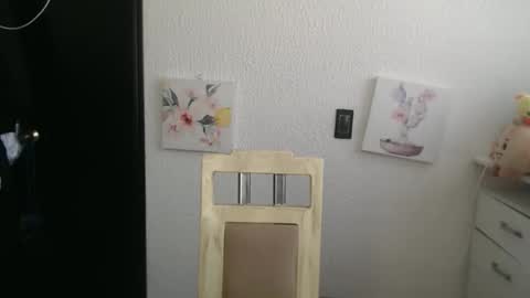 Snapshot of silvanaroberts_ chatting on 12-16-25, 03:39 Rouse online show from 12-16-25, 03:39