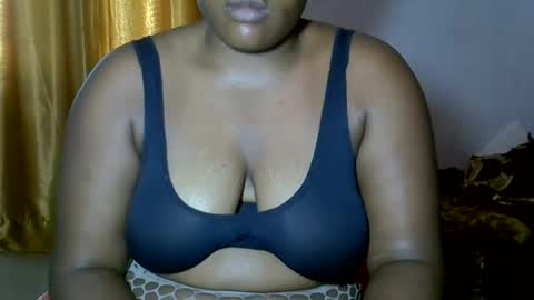 Snapshot of silver_baby06 chatting on 06-28-26, 12:44 silver baby06 online show from 06-28-26, 12:44