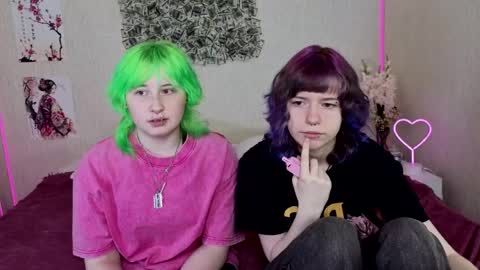 silver_mew online show from 05-31-26, 02:24