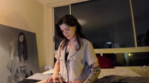 Snapshot of silverhase1 chatting on 01-25-25, 03:40 silverhase1 online show from 01-25-25, 03:40