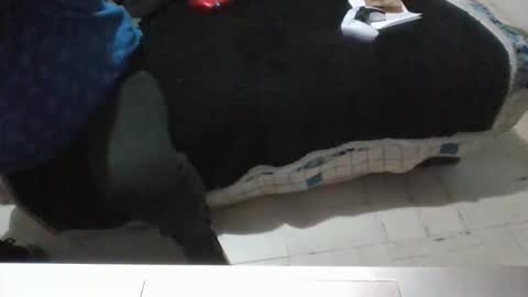 Silverhawk06 online show from 12-05-25, 04:36