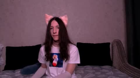 silvermuse online show from 11-06-25, 06:42