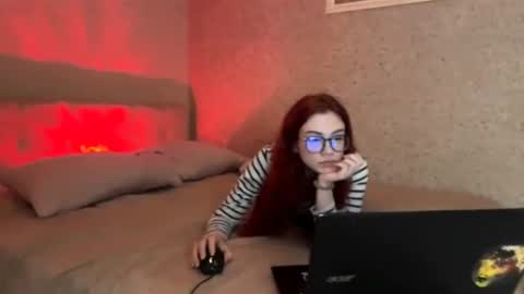 Snapshot of silvia998 chatting on 03-17-26, 09:51 silvia998 online show from 03-17-26, 09:51