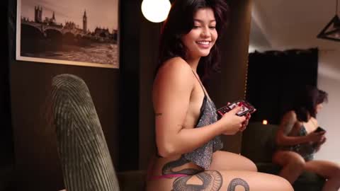 Snapshot of silvialia chatting on 02-22-25, 03:36 Onlyfans Silvialiag online show from 02-22-25, 03:36