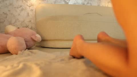 Silvia online show from 05-14-26, 06:20