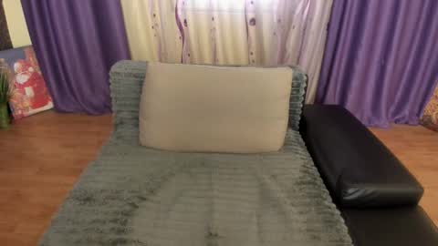 Silvya online show from 03-29-26, 09:53