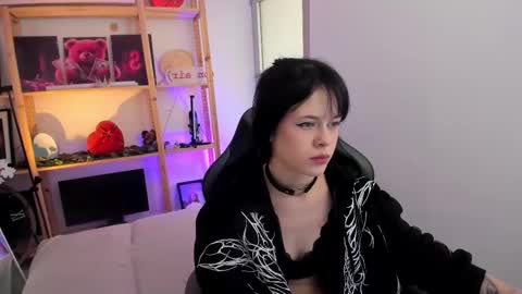 Snapshot of sima_wendy chatting on 02-04-26, 07:14 Wendy help me get get 69 likes online show from 02-04-26, 07:14