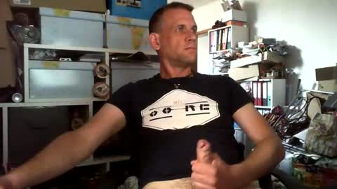 simfreak online show from 07-08-26, 07:57
