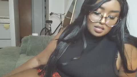 Simin Fox online show from 10-01-25, 12:38