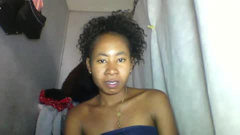 simirna98 online show from 06-12-26, 09:41