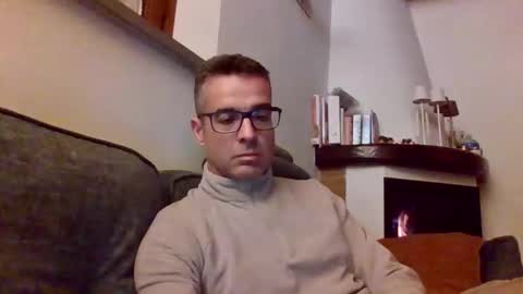 Snapshot of simmeturbate chatting on 02-24-26, 10:30 Italiandaddyitalydickassbottomassholecomshowmasturbatenudeboyitalyatleticcutemuscolarhardcockdickboy online show from 02-24-26, 10:30