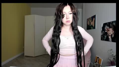 Milana online show from 10-27-25, 08:29