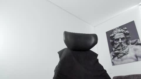 simon_leon01 online show from 07-09-26, 12:09