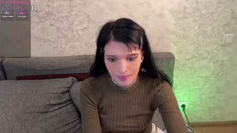Snapshot of simona_rain chatting on 03-02-25, 08:05 Simona online show from 03-02-25, 08:05