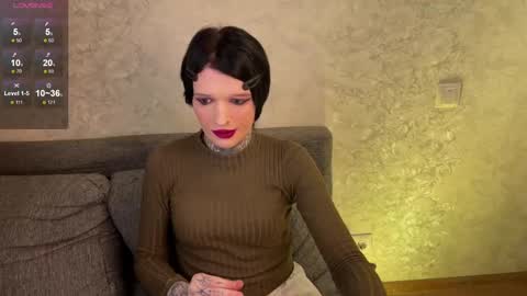 Snapshot of simona_rain chatting on 03-08-25, 01:28 Simona online show from 03-08-25, 01:28