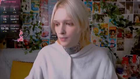 Snapshot of simona_rain chatting on 09-28-25, 09:09 Simona online show from 09-28-25, 09:09