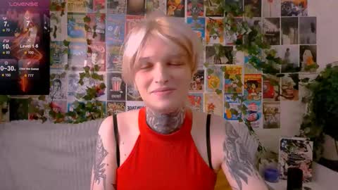 Snapshot of simona_rain chatting on 10-12-25, 12:20 Simona online show from 10-12-25, 12:20