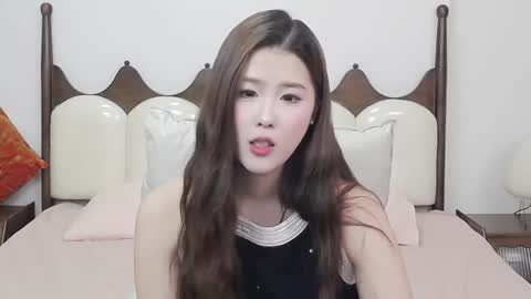 simonastephanie online show from 10-26-25, 04:02