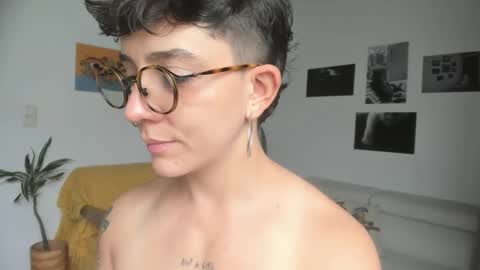 Sim. online show from 02-08-25, 03:10