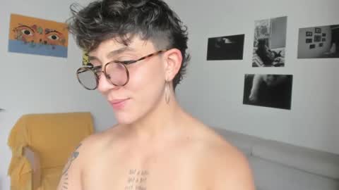 Sim. online show from 02-12-25, 05:37