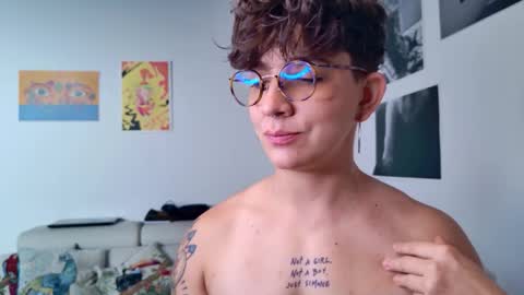 Sim. online show from 10-09-25, 01:20