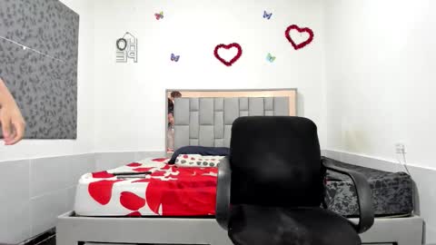 Snapshot of simonkeler chatting on 10-07-25, 11:07 SIMON KELER online show from 10-07-25, 11:07