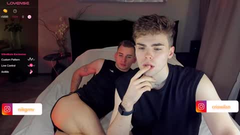 Snapshot of simonwnl chatting on 01-15-25, 07:01 Simon online show from 01-15-25, 07:01