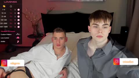 Snapshot of simonwnl chatting on 01-21-25, 07:06 Simon online show from 01-21-25, 07:06