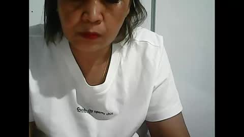 Snapshot of simplecity45 chatting on 04-08-26, 11:21 Carolyn online show from 04-08-26, 11:21