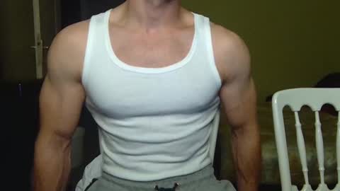 Snapshot of simply_adrian96 chatting on 10-23-25, 06:06 Adrian online show from 10-23-25, 06:06